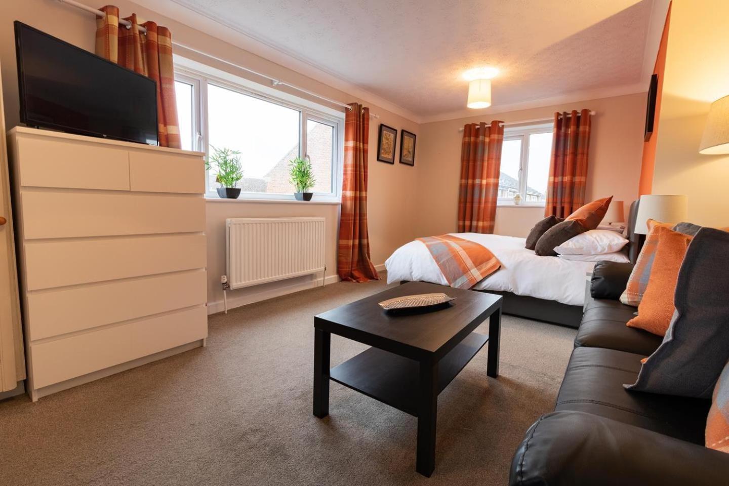 St Anne'S Serviced Accommodation - Bicester Oxfordshire Esterno foto