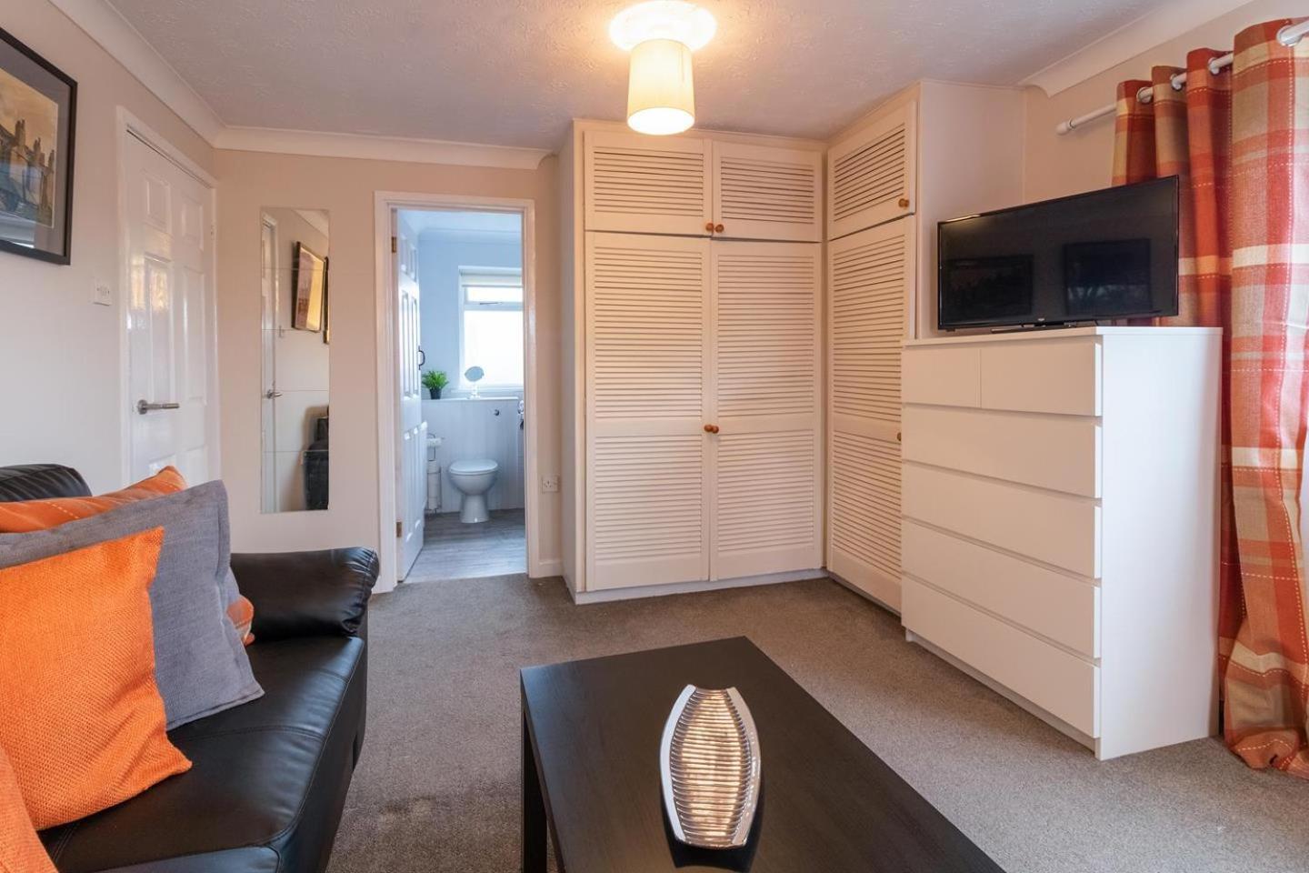 St Anne'S Serviced Accommodation - Bicester Oxfordshire Esterno foto