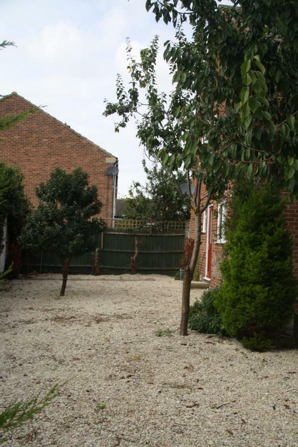 St Anne'S Serviced Accommodation - Bicester Oxfordshire Esterno foto