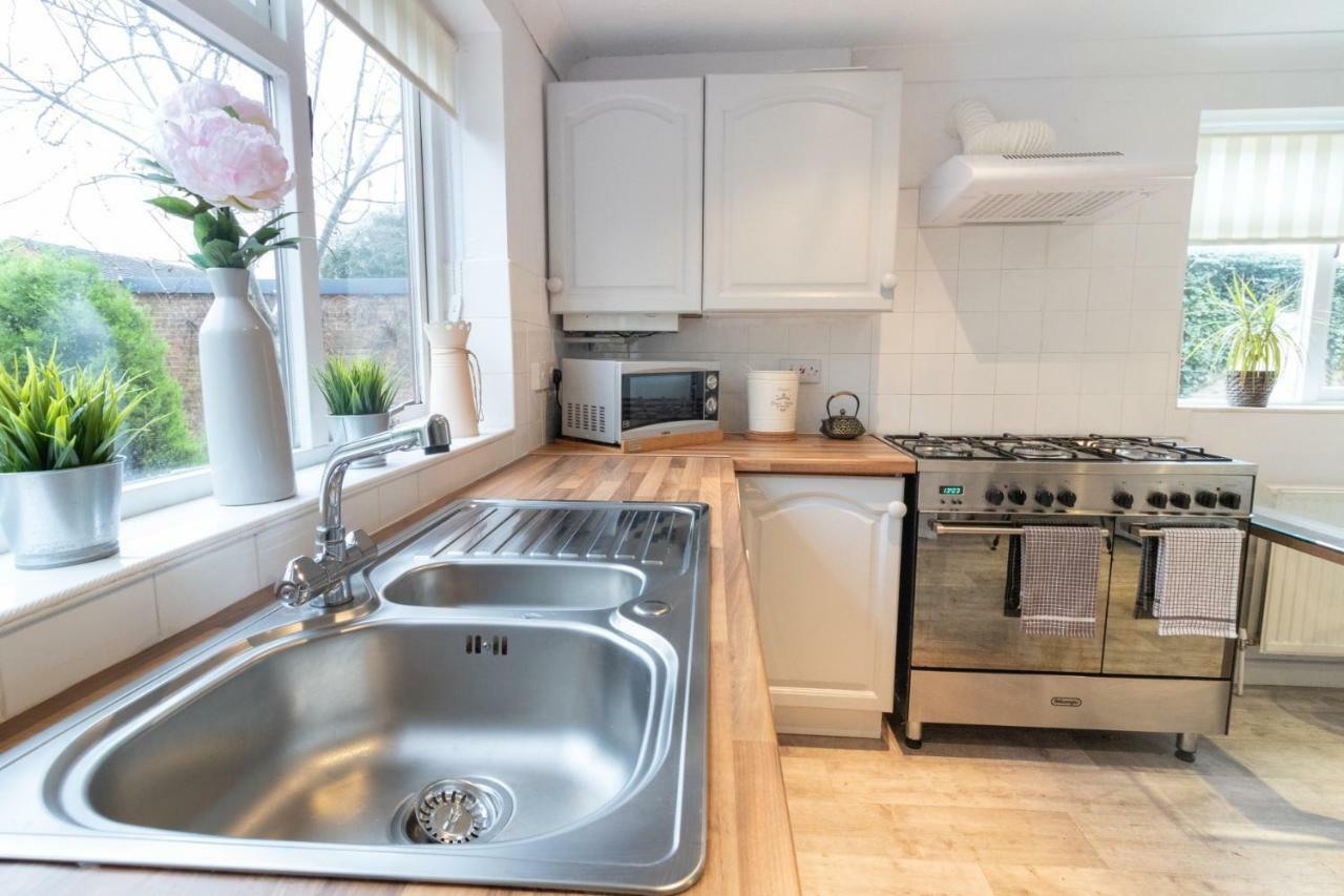 St Anne'S Serviced Accommodation - Bicester Oxfordshire Esterno foto
