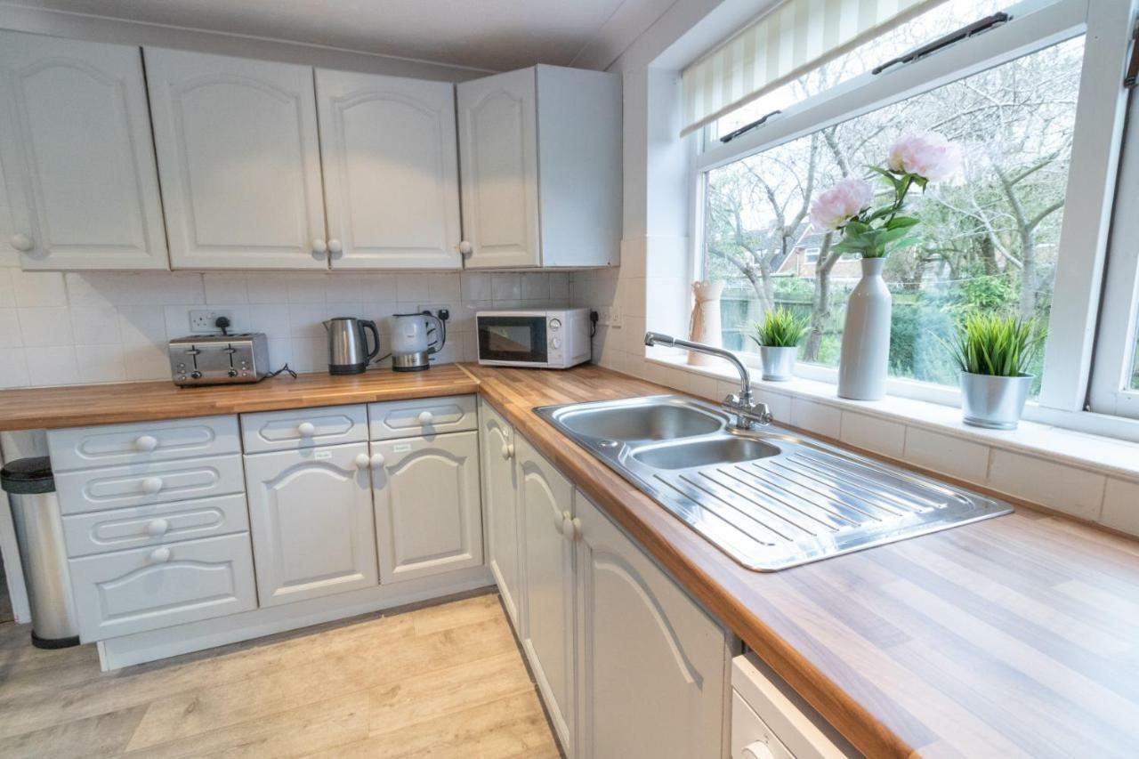 St Anne'S Serviced Accommodation - Bicester Oxfordshire Esterno foto